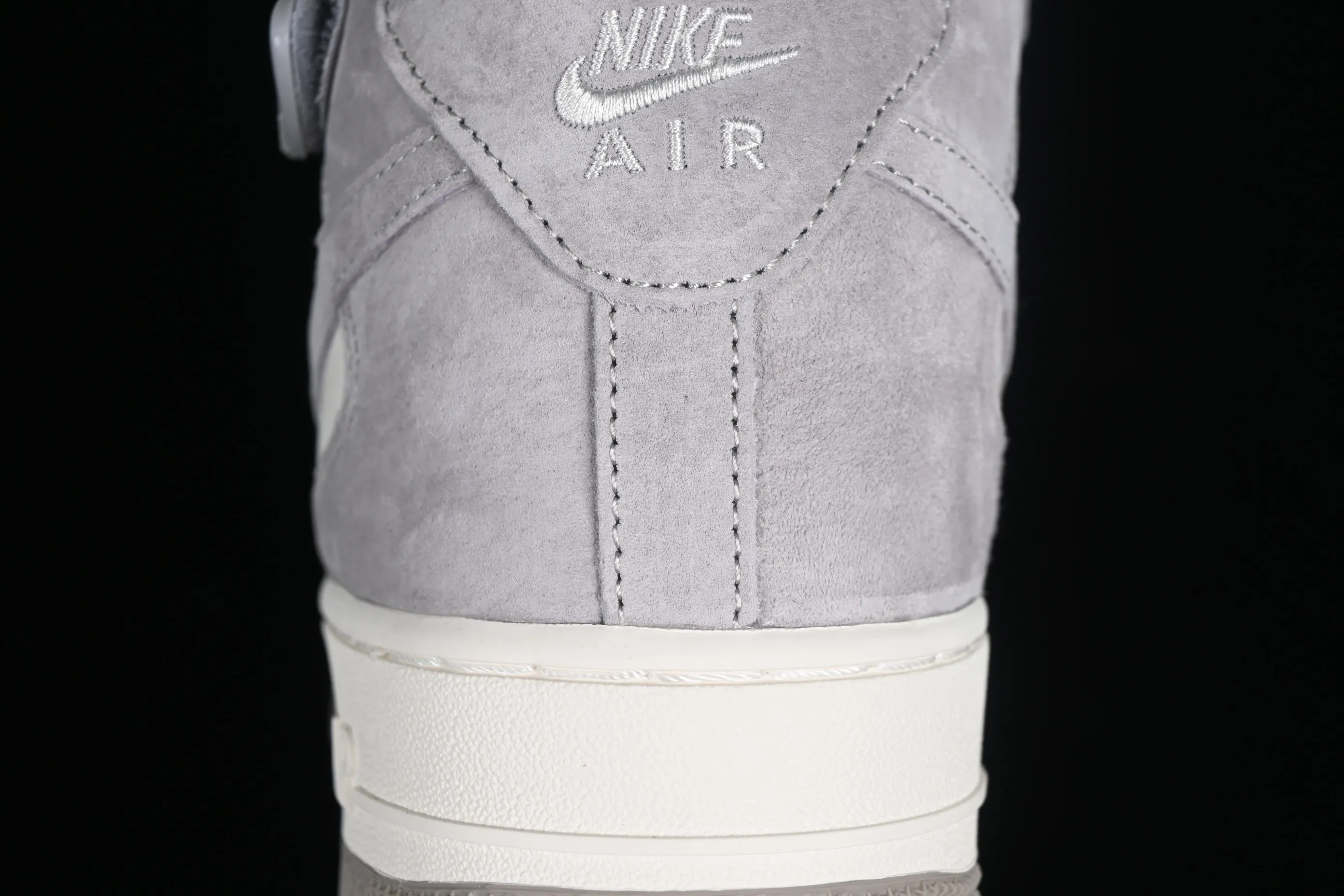 All Categories Nk Air Force 1 Air Force Series Nk Air Force 1 Mid Air Force Mid Nk Air Force 1'07 Mid Beige Air Force One Mid Casual Sneakers CQ3866-015